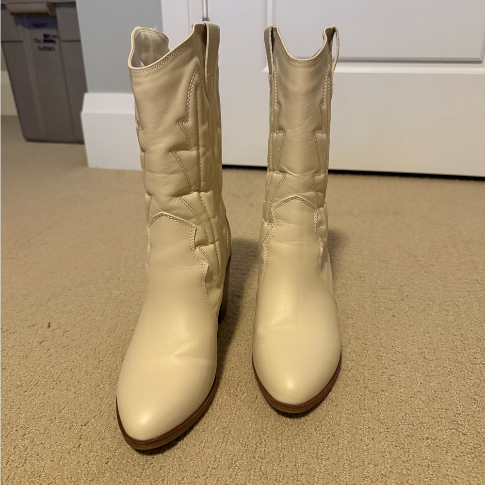 Cream Mia cowgirl boots